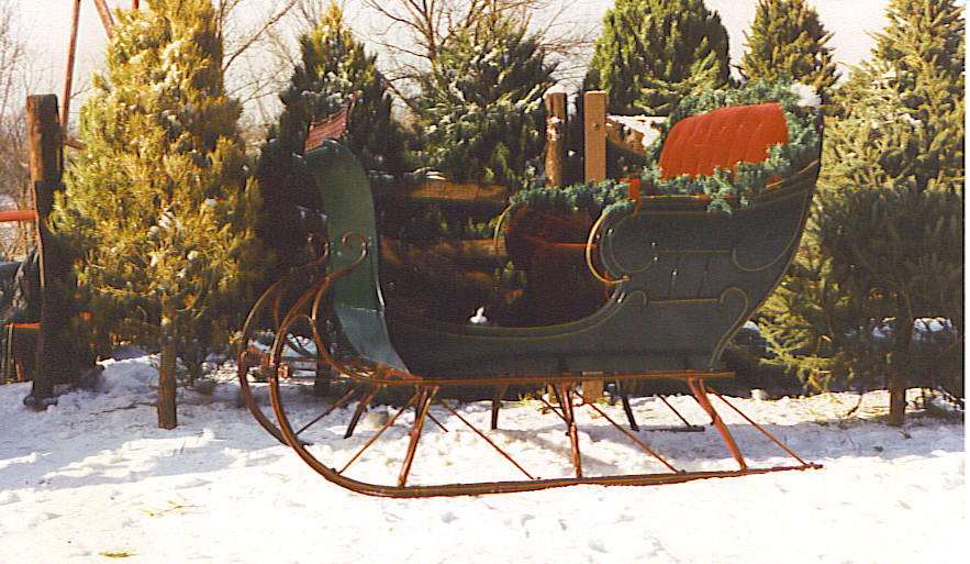 green sleigh without doors