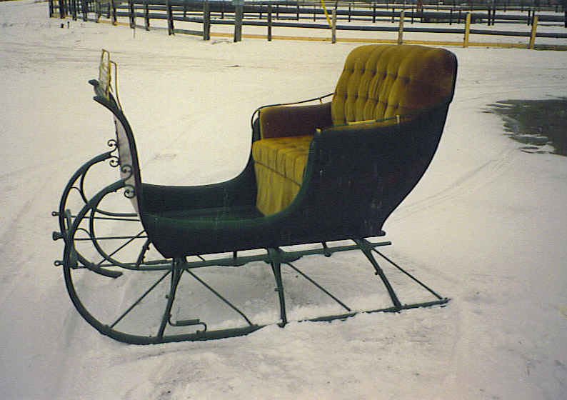 tip top sleigh with gold seat